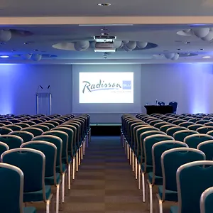 **** Hotel Radisson Blu Toulouse Airport Francia